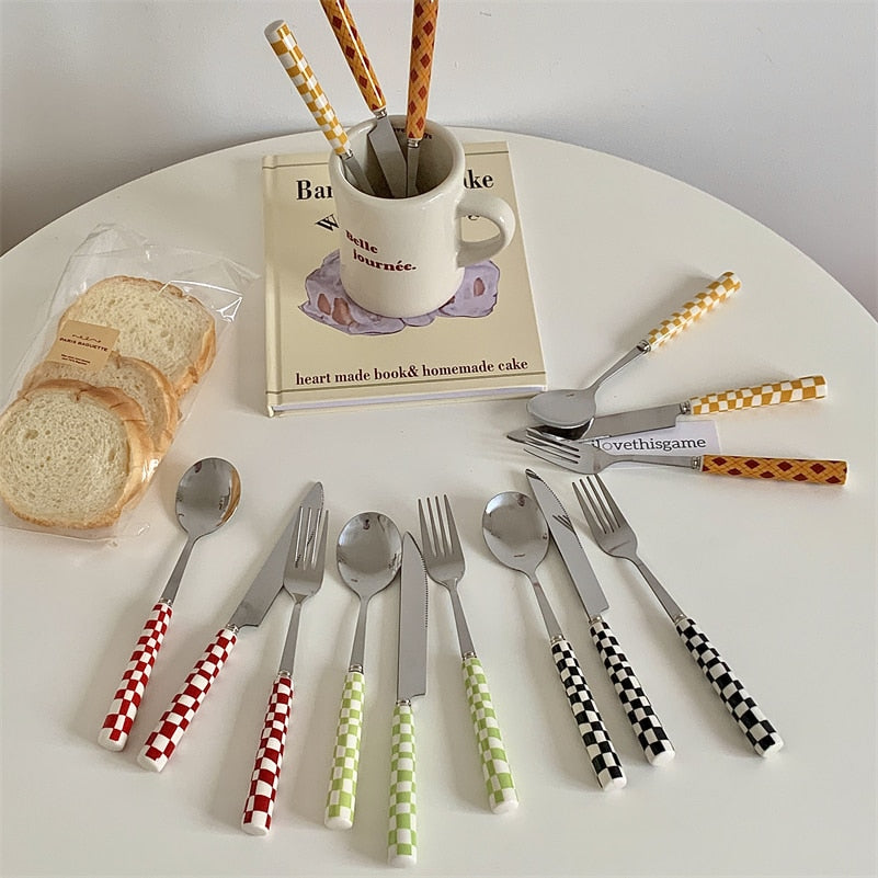 Checkerboard Flatware Set (3pcs)