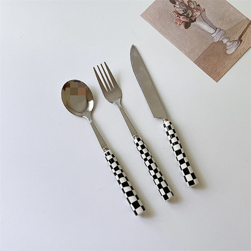 Checkerboard Flatware Set (3pcs)