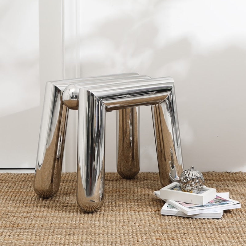 Nellie Stool